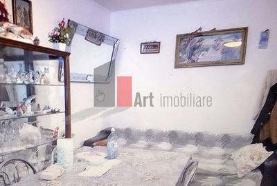 Apartament cu 2 camere decomandat în Drumul Taberei