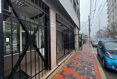 Spațiu comercial, de 98 mp, în Mihai Bravu