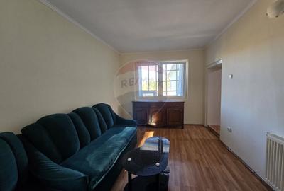 Casă individuală cu 5 camere cu Garaj în Central - 1