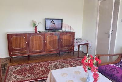 Apartament cu 3 camere semidecomandat, mobilat în Podgoria - 3