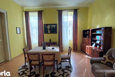 Casă cu 4 camere cu Teren 763 Mp în Central - 12