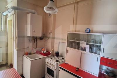 Casă cu 7 camere cu Teren 818 Mp în Central - 16