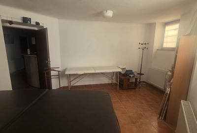 Apartament cu 4 camere decomandat în Universitate - 4