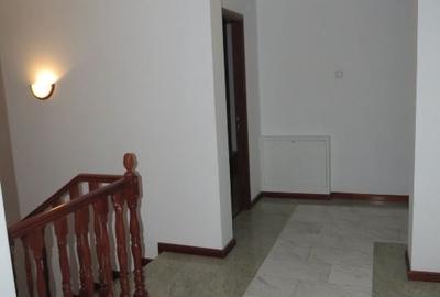 Proprietar, vand vila P+1+pod amenajat ( locuibil ) - 10