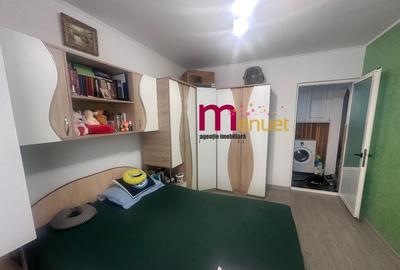 Apartament 3 camere,zona Neptun,la R-uri - 2