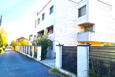 Apartament cu 4 camere decomandat, mobilat în Central