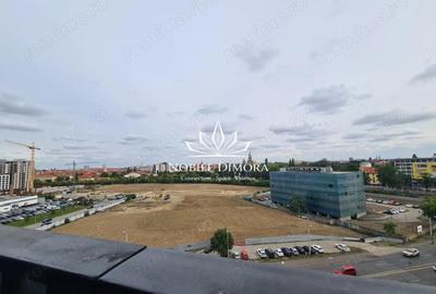 Apartament cu 3 camere semidecomandat, mobilat în Circumvalațiunii - 8