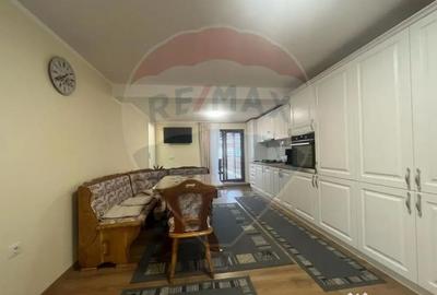 Apartament cu 4 camere decomandat în Hipodrom 1 - 2