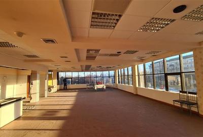 Spațiu comercial, de 250 mp, în Complex Studențesc - 4