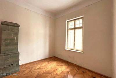 B-dul Carol 59, 222 mpu, 9 camere, etaj 1 din 3, balcoane 14 mp - 17