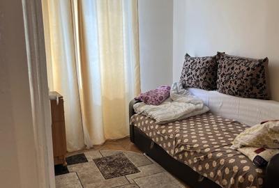 Apartament 3 camere, decomandat, zona Gojdu