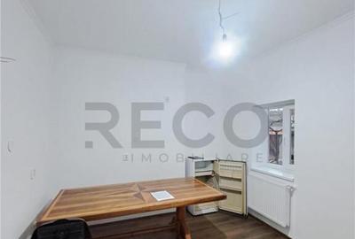 Apartament cu 3 camere , decomandat , cu 2160 mp teren intra - 5