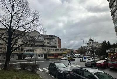 Spațiu comercial, de 80 mp, în Traian