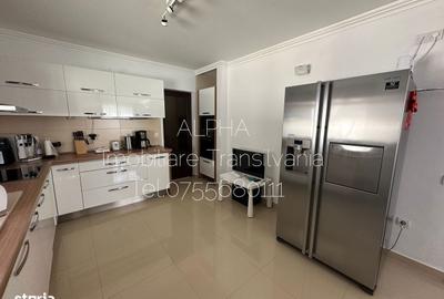 Casă cu 5 camere cu Teren 1000 Mp în Central - 6