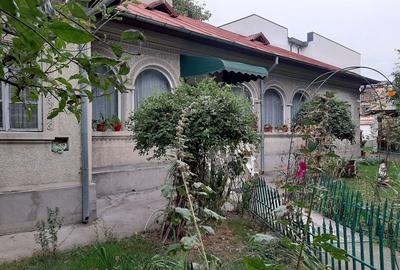 Casă cu 6 camere în Câmpulung Muscel - 2