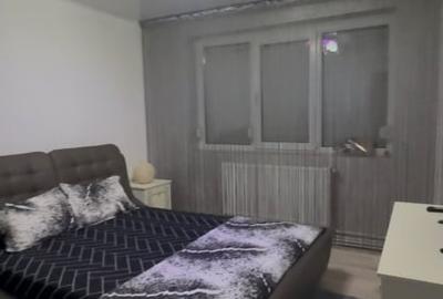 Apartament cu 3 camere semidecomandat, mobilat în Micro 17 - 5