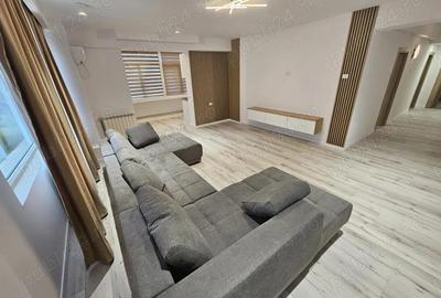 Apartament cu 3 camere decomandat în Faleză - 4