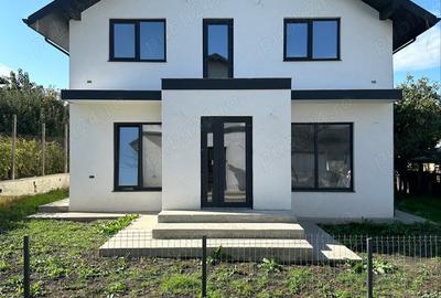 Casă cu 4 camere în Huși - 7