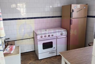 Casă cu 3 camere în Nuci - 2