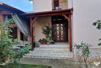 Casă cu 6 camere cu Teren 698 Mp în Sânmartin - 16