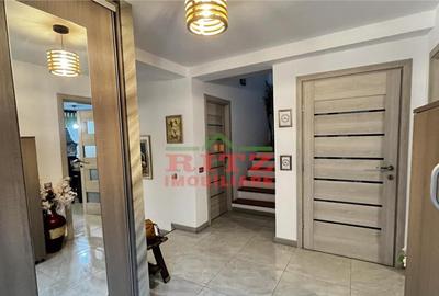 Vila garaj, Zona Sc. de Politie! - 12