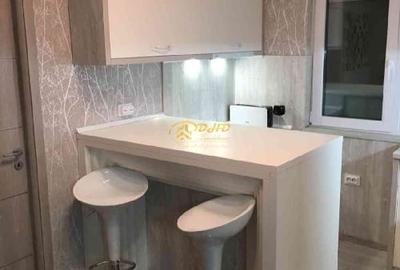 Apartament cu 2 camere decomandat în Nicolina - 2