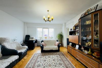 Apartament cu 3 camere decomandat, mobilat în Dorobanților