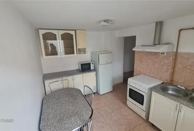 Casă individuală cu 3 camere în Central