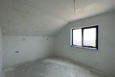 Casă individuală cu 4 camere cu Garaj în Moșnița Veche - 12