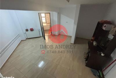 Spațiu comercial, de 104 mp, în Central - 1