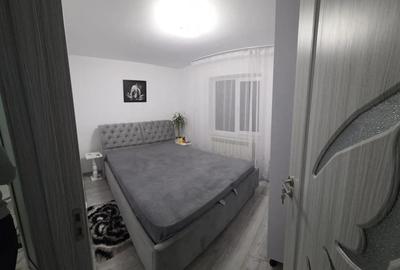 Apartament cu 2 camere semidecomandat în Micro 6 - 3