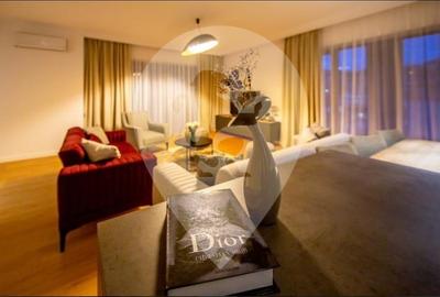 Apartament cu 4 camere, mobilat în Centrul Istoric - 1