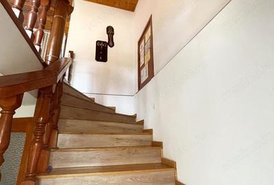 Casă cu 5 camere cu Teren 2085 Mp în Călugareni - 2