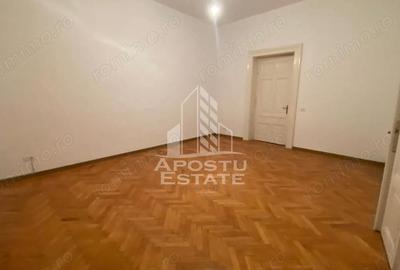 Apartament cu 4 camere decomandat în P-ța Maria - 2