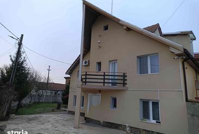 Casă cu Teren 782 Mp în Central - 11