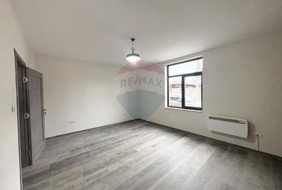 Apartament cu 2 camere nedecomandat în UTA - 2