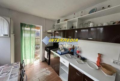 OKAZIE ! Casa cu Magazie 99 mp. Teren 570 mp. Alba Zona Arex toate utilitatile - 2