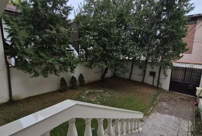 De vânzare Vilă individuala 11 camere curte proprie Parcul Carol - 2