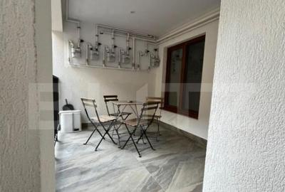 Casă cu 4 camere cu Canalizare în Central