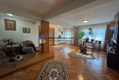 Vila + teren de vanzare cu priveliste panoramica – vis a vis de statuia Ursulet - 17