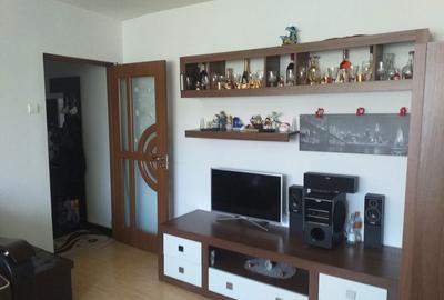 Apartament cu 2 camere semidecomandat în Micro 5 - 4