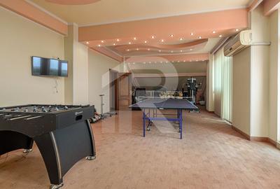 Casa cu teren de 3000 mp - ponton la lac - piscina si casa de oaspeti - 36