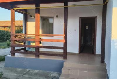 Casă cu 3 camere în Căzănești - 8