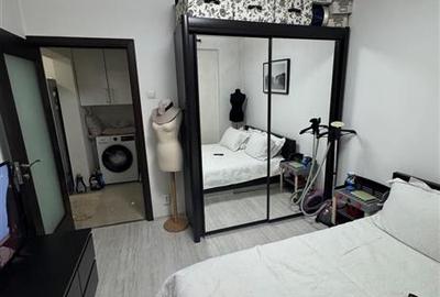 Apartament cu 3 camere decomandat în Giurgiului - 11