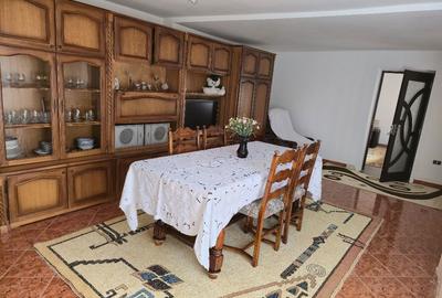 Casă cu 3 camere în Central - 8