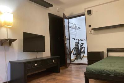 Garsonieră semidecomandată, mobilată în P-ța Universității - 2