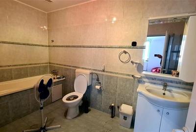 Casa P+E,  4 camere, 2 bai, Central  Maria - 13