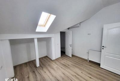 Casă cu 6 camere cu Teren 50 Mp în Grozăvești - 2