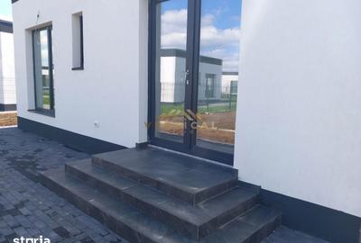 Casă cu 3 camere cu Teren 338 Mp în Vidra - 3