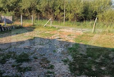 Casă cu 3 camere cu Teren 300 Mp în Unirea